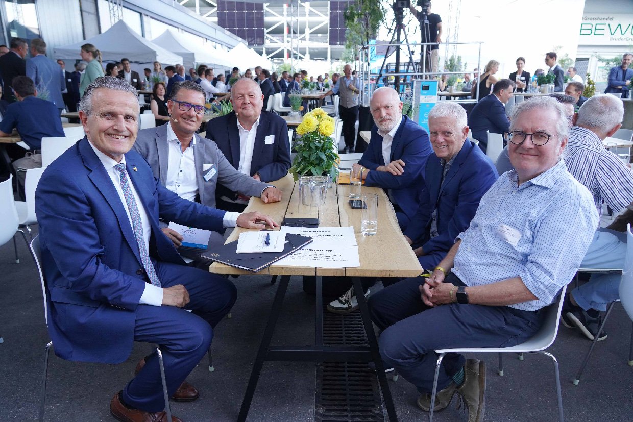 Stadtwerke Stuttgart-Gruppe eröffnet EnergieCampus, Foto: Andreas Rosar, Fotoagentur Stuttgart