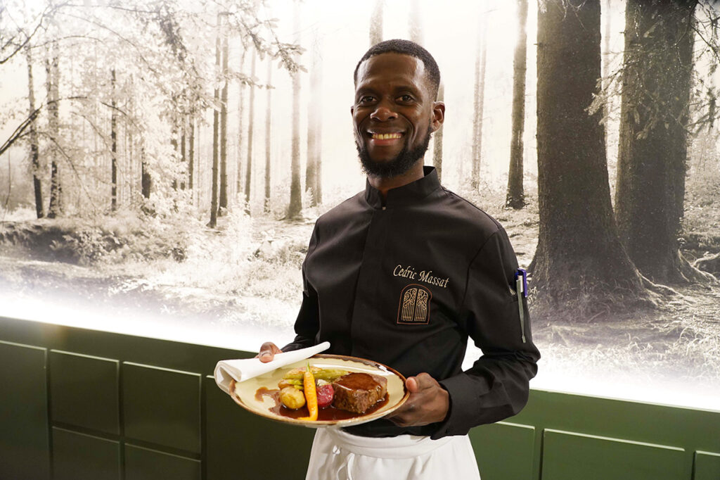 Cedric Massat ist Koch im Logis Hotel in Rouen, Foto: Andreas Rosar, Fotoagentur-Stuttgart.de